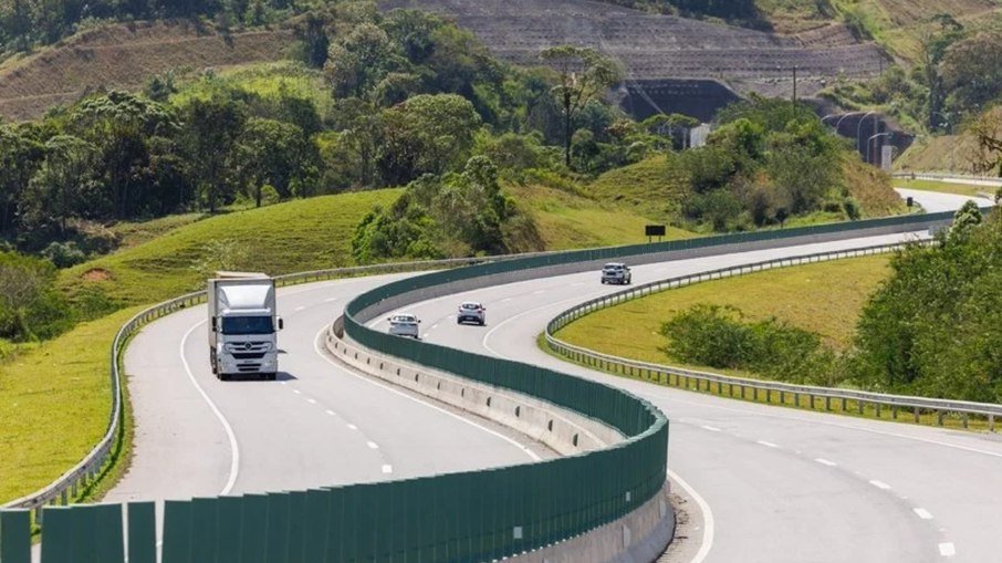 Motoristas no Paraná podem ter desconto de 93% em pedágios