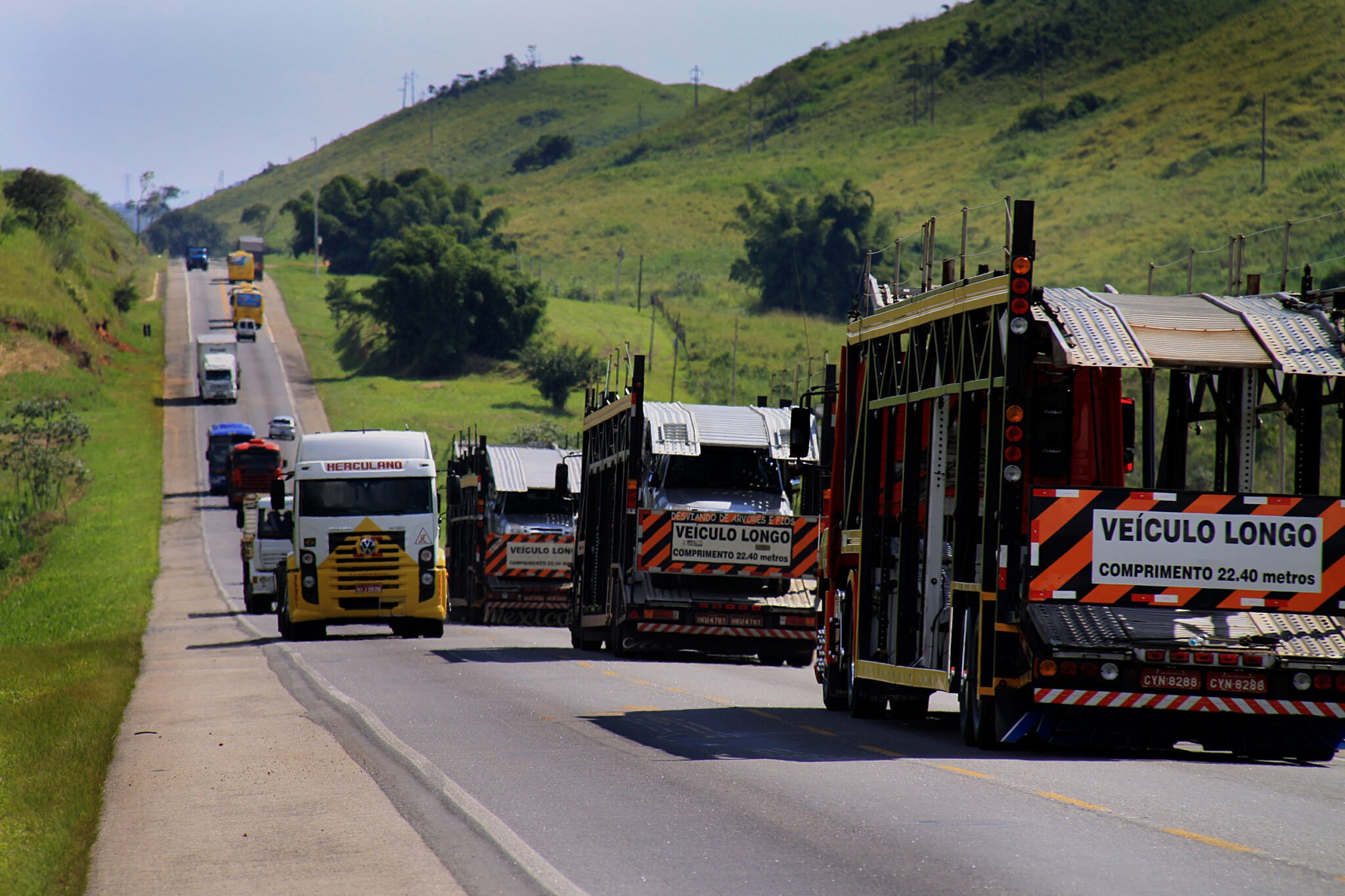 Empresas respondem por 68% das cargas nas rodovias brasileiras, diz CNT