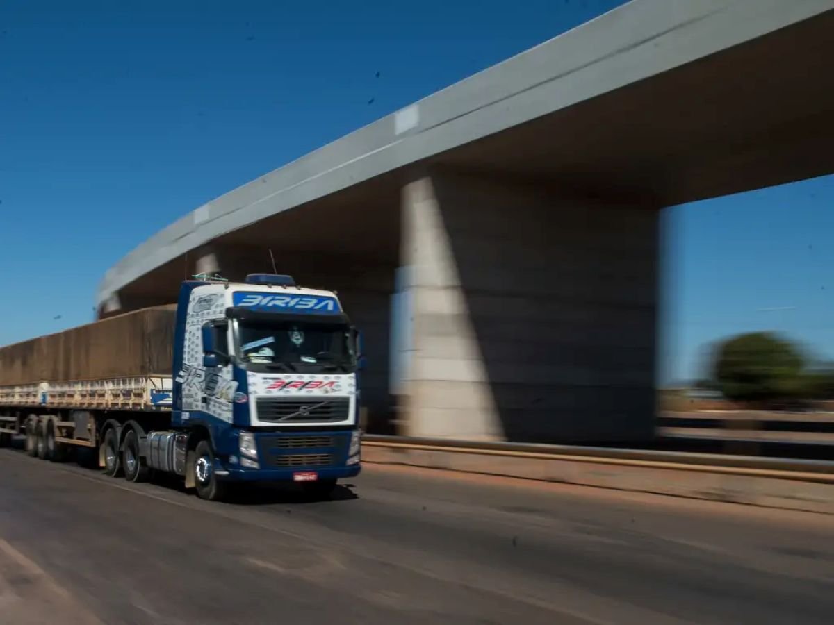 IBGE reúne bases de dados de diferentes modais para mapear a logística de transportes no Brasil