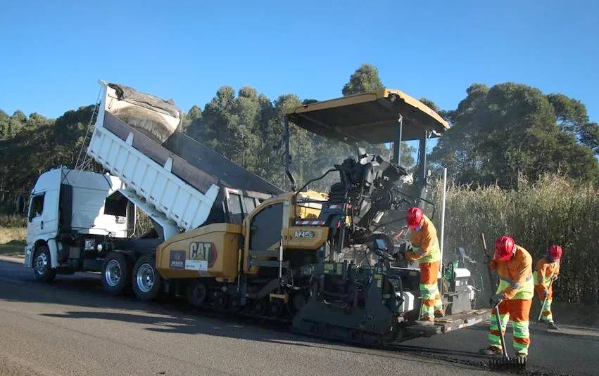 Obras e serviços de conservação afetam rodovias do Paraná até domingo