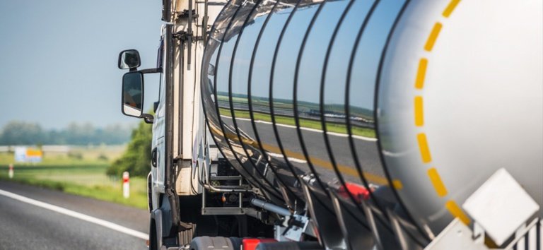 ANTT apoia curso gratuito sobre sinalização no transporte rodoviário de produtos perigosos